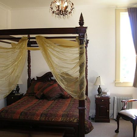 Manor Views Nz Hotel Хънтли Екстериор снимка