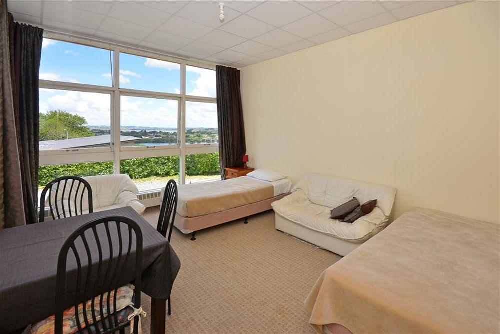 Manor Views Nz Hotel Хънтли Екстериор снимка
