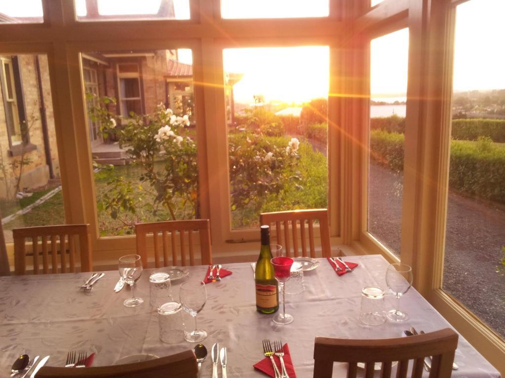 Manor Views Nz Hotel Хънтли Стая снимка