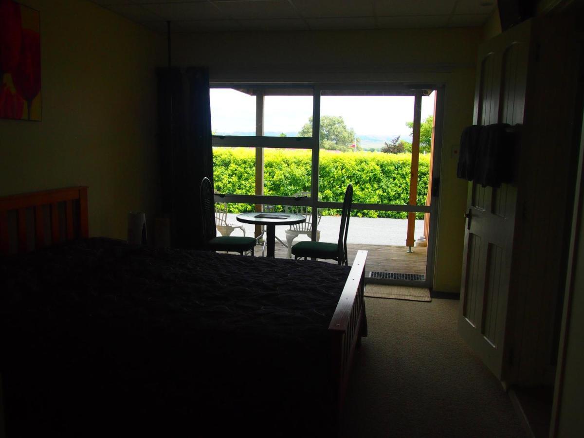 Manor Views Nz Hotel Хънтли Екстериор снимка