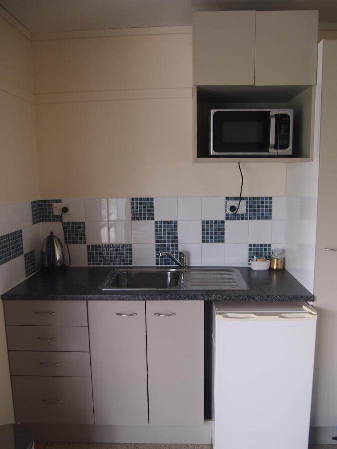 Manor Views Nz Hotel Хънтли Екстериор снимка