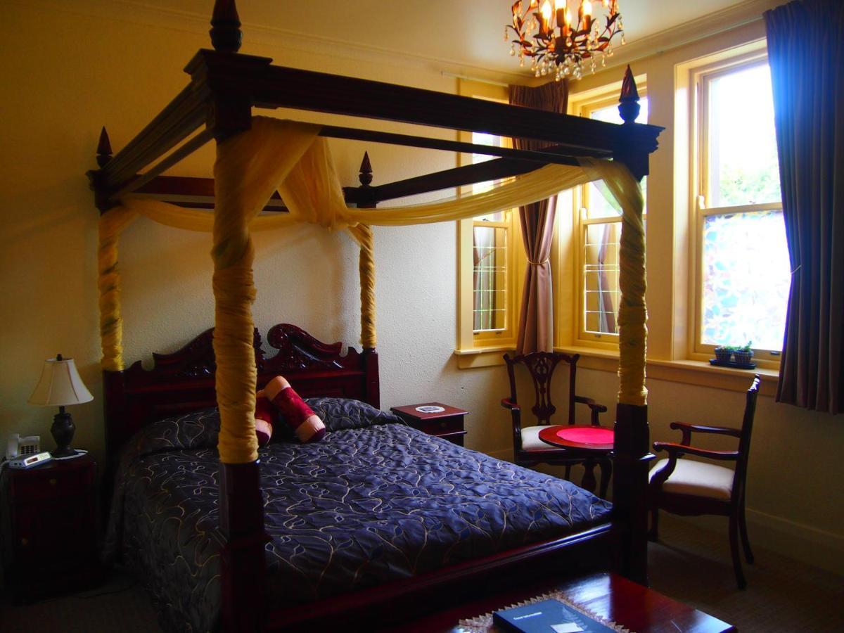 Manor Views Nz Hotel Хънтли Екстериор снимка